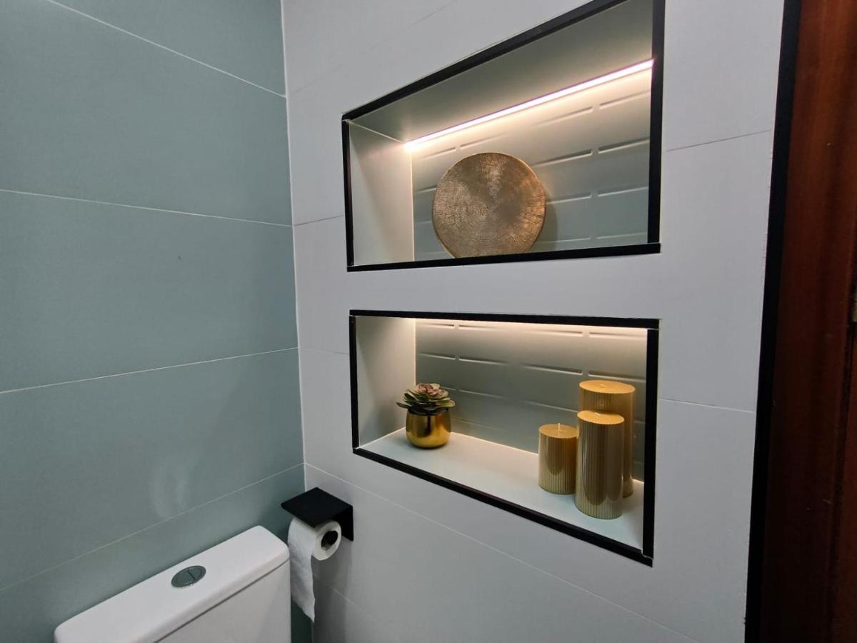 Buddha Smart Estudio Centro Historico De マラガ エクステリア 写真